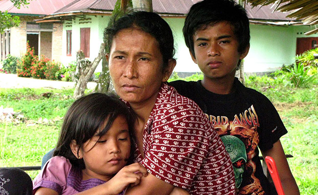 Zaimarti and her family