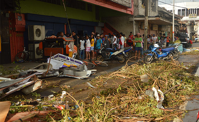 World Vision has been distributing food and hygiene kits to people in Cebu