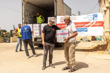 DEC CEO Saleh Saeed visits DEC funded projects from Islamic Relief in Lebanon 2025. Image: Carmen ​Yahchouchi ​/​ ​DEC ​/​ ​Fairpicture